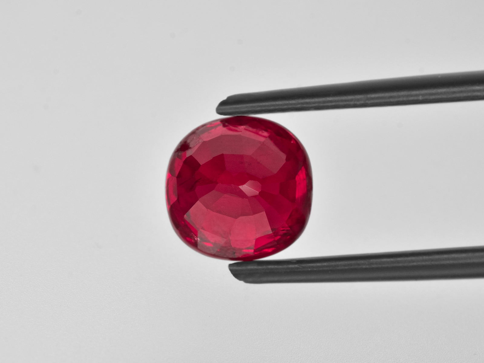 8801048-cushion-fiery-rich-pigeon-blood-red-grs-gii-madagascar-natural-ruby-3.03-ct