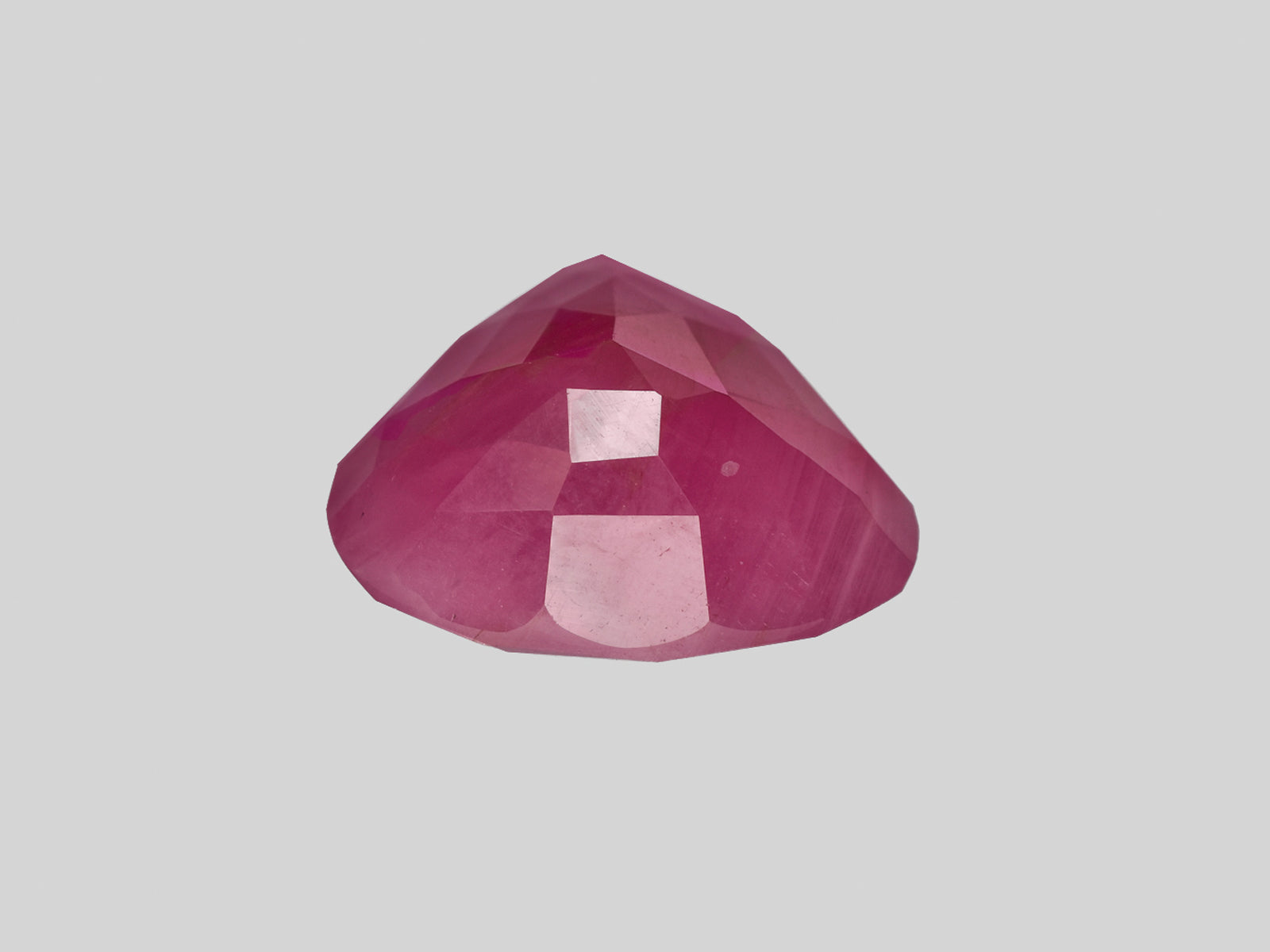8801215-heart-pinkish-red-gii-guinea-natural-ruby-13.98-ct