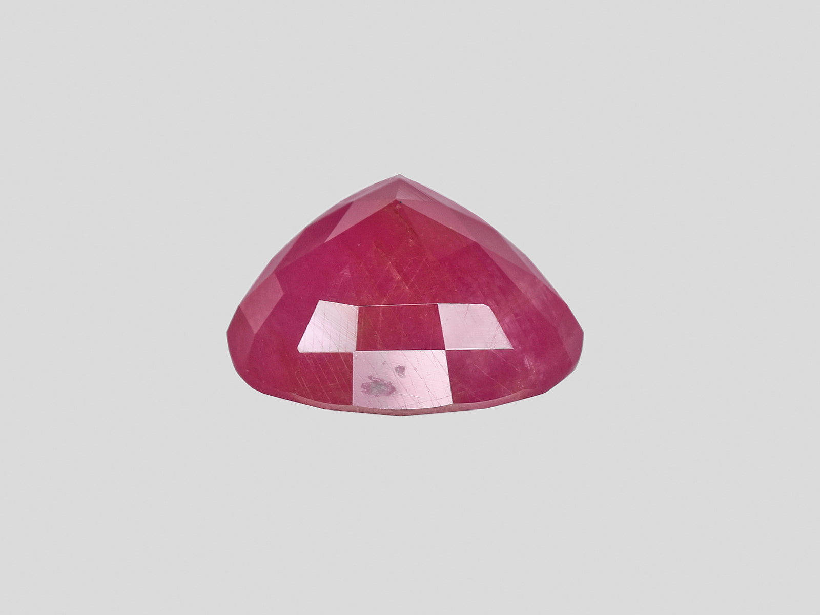 8801219-heart-pinkish-red-gii-guinea-natural-ruby-11.62-ct