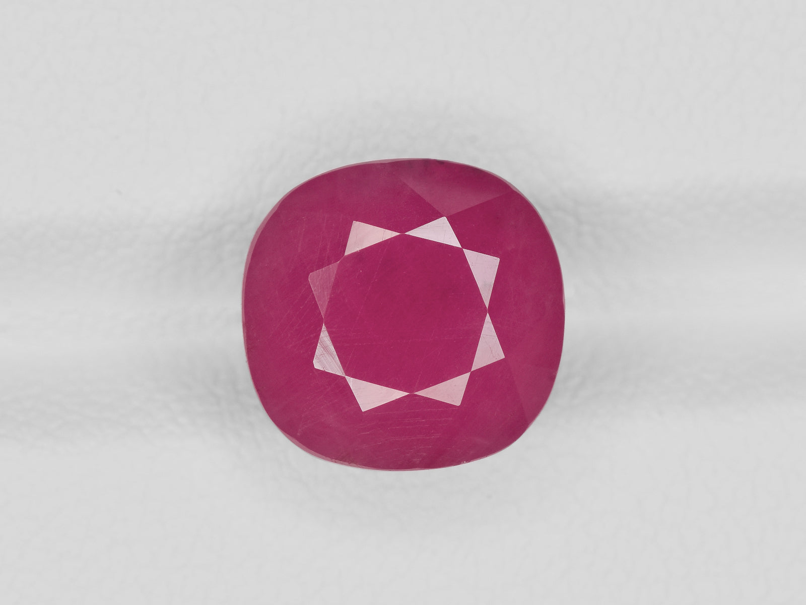 8801225-cushion-deep-pinkish-red-igi-guinea-natural-ruby-7.86-ct