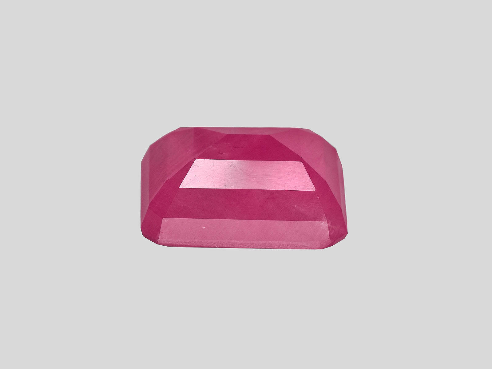 8801230-octagonal-lively-pinkish-red-gii-guinea-natural-ruby-9.20-ct