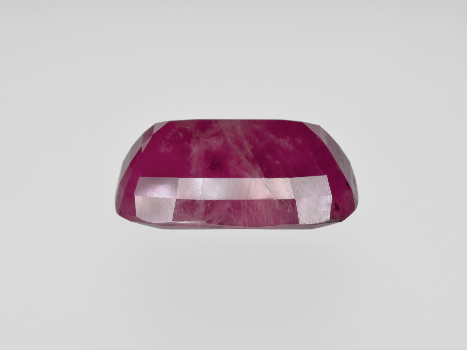 8801233-cushion-deep-pinkish-red-gii-liberia-natural-ruby-48.41-ct