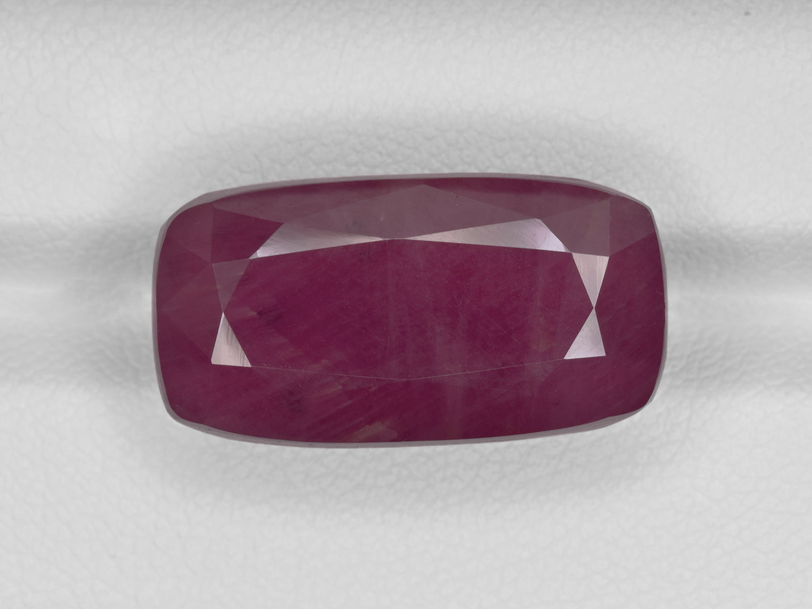 8801236-cushion-purplish-red-gii-liberia-natural-ruby-31.25-ct
