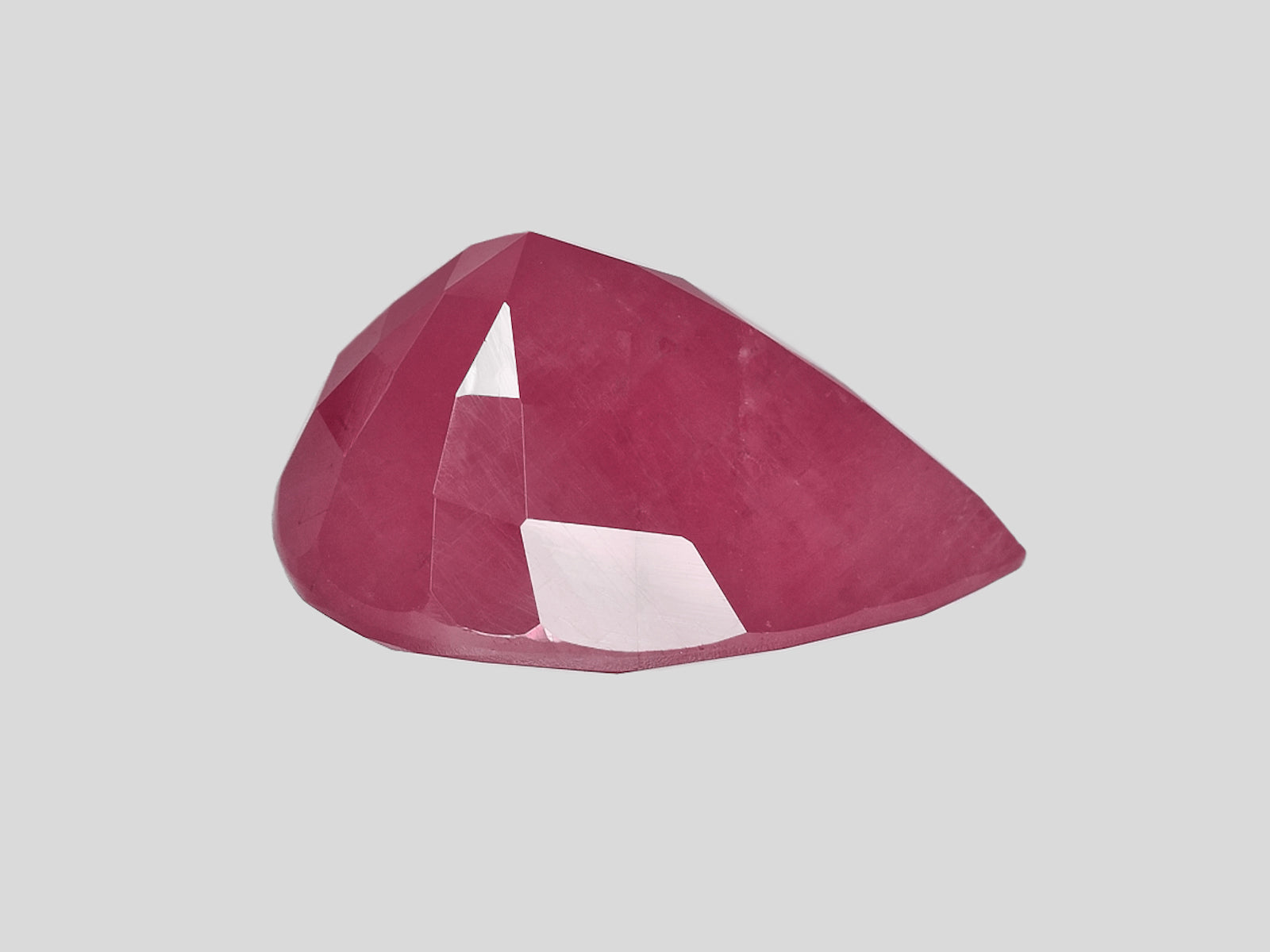 8801252-pear-pinkish-red-gii-guinea-natural-ruby-13.23-ct
