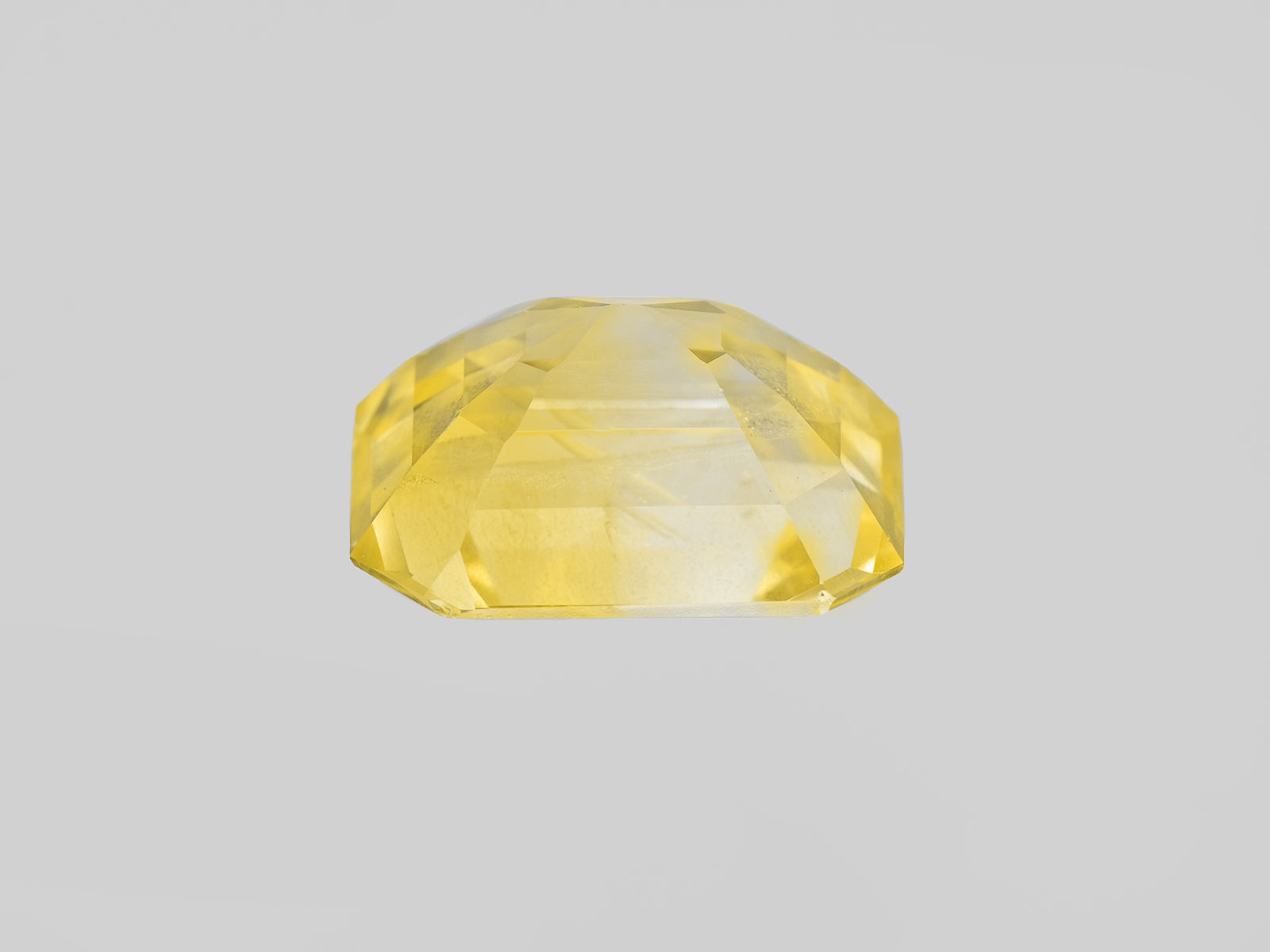 8801855-octagonal-lustrous-yellow-grs-sri-lanka-natural-yellow-sapphire-8.56-ct