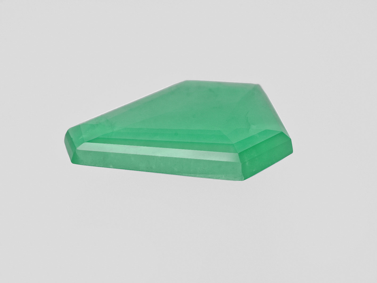 8801523-fancy-intense-green-grs-zambia-natural-emerald-29.21-ct