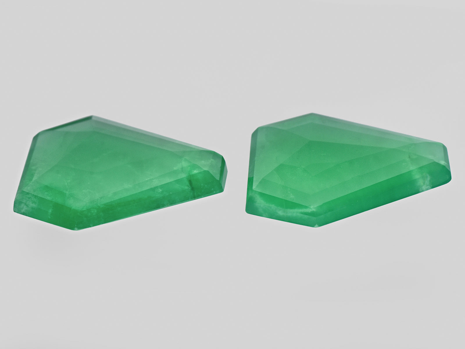 8801525-fancy-intense-green-grs-zambia-natural-emerald-61.45-ct