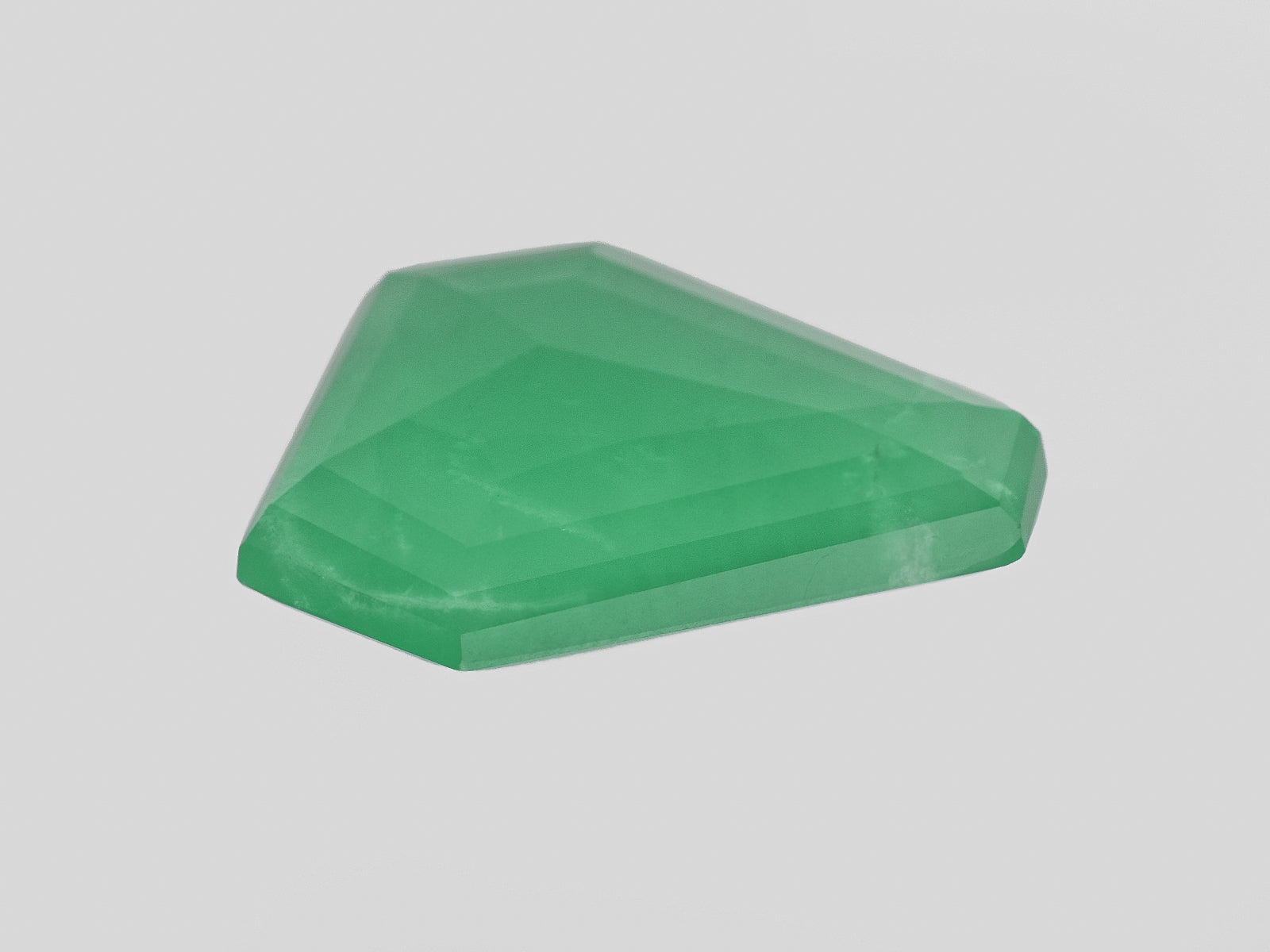 8801524-fancy-intense-green-grs-zambia-natural-emerald-32.24-ct