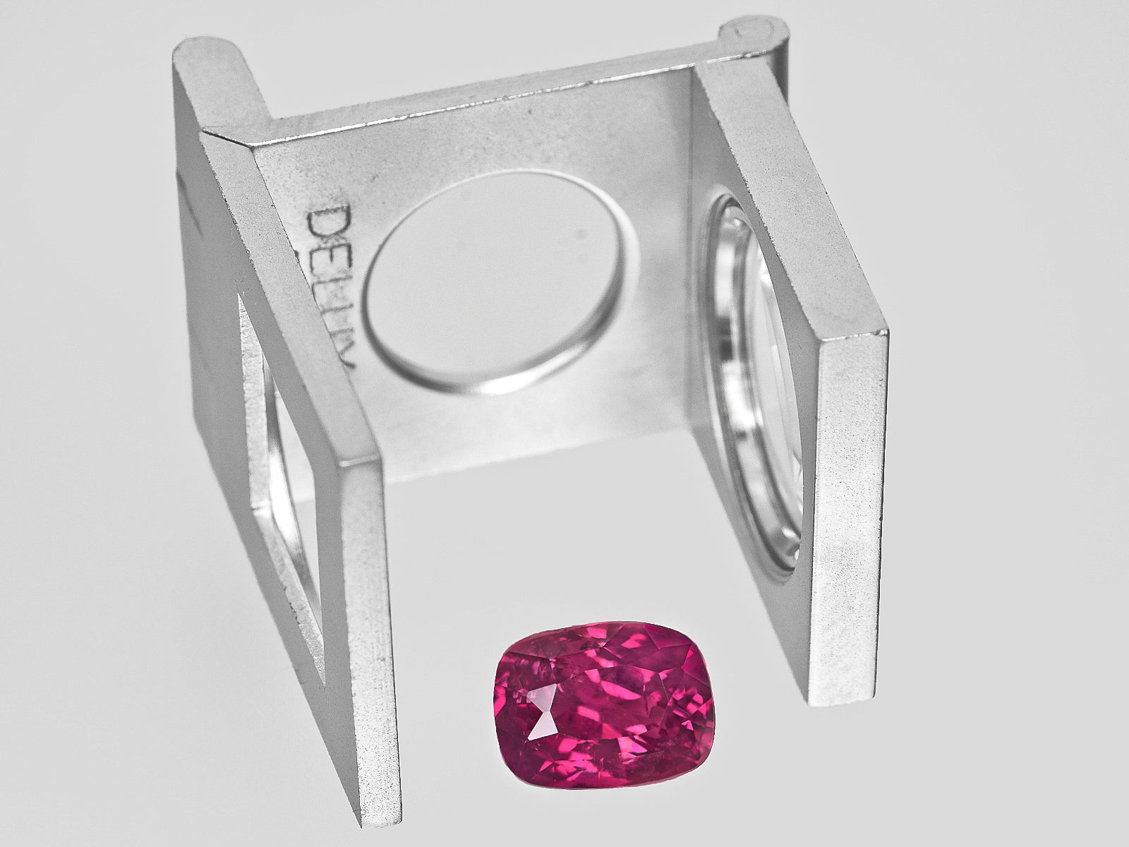 8801314-cushion-fiery-rich-purple-pink-gia-sri-lanka-natural-pink-sapphire-3.99-ct