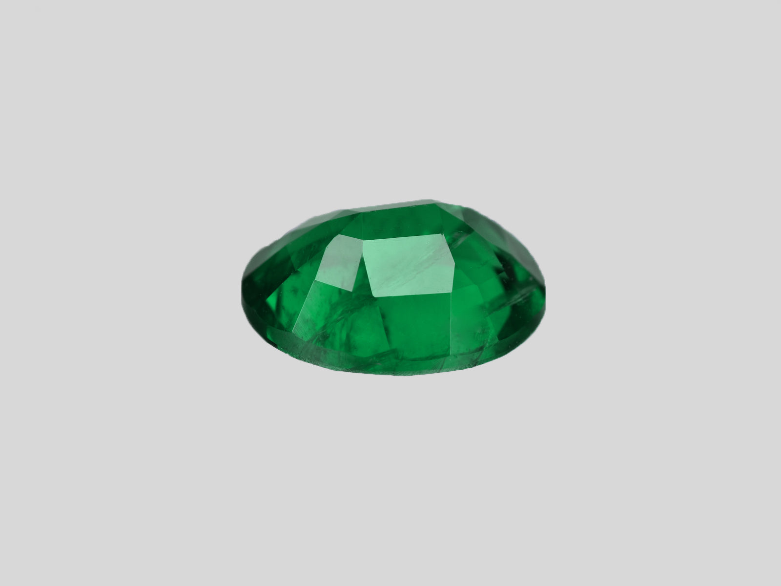 8801274-oval-royal-green-gia-zambia-natural-emerald-1.17-ct