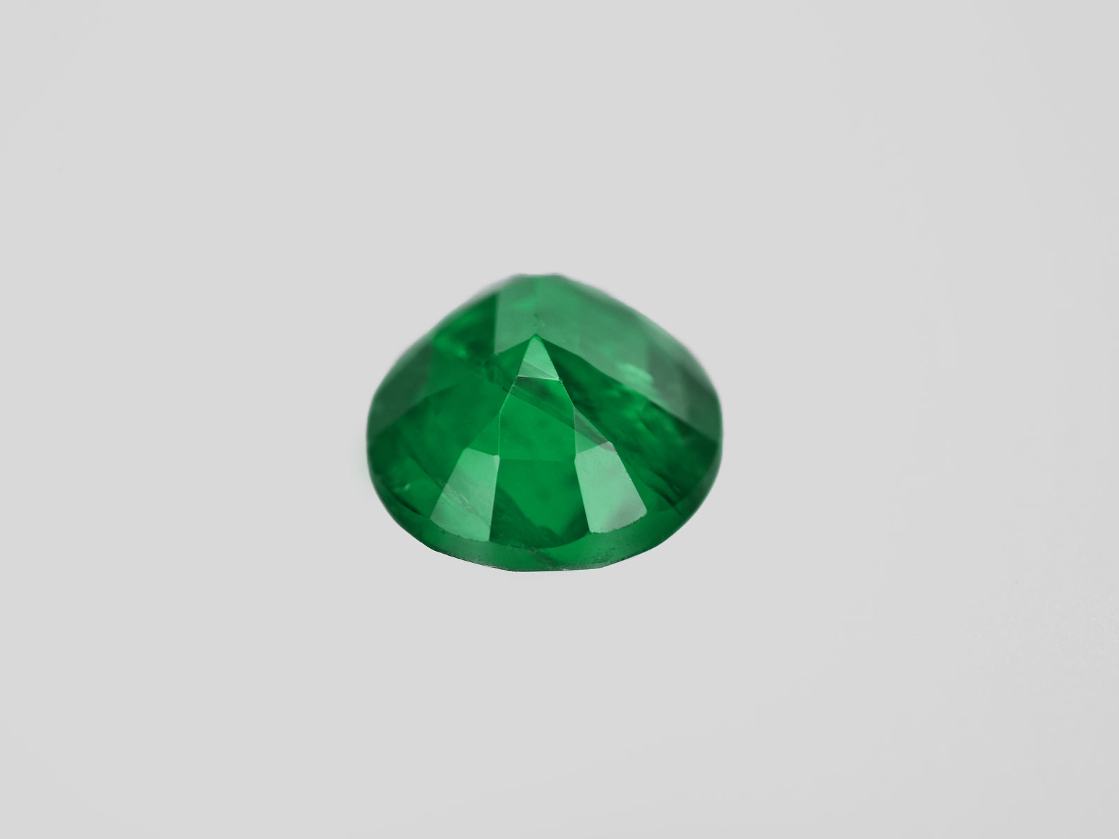 8801274-oval-royal-green-gia-zambia-natural-emerald-1.17-ct