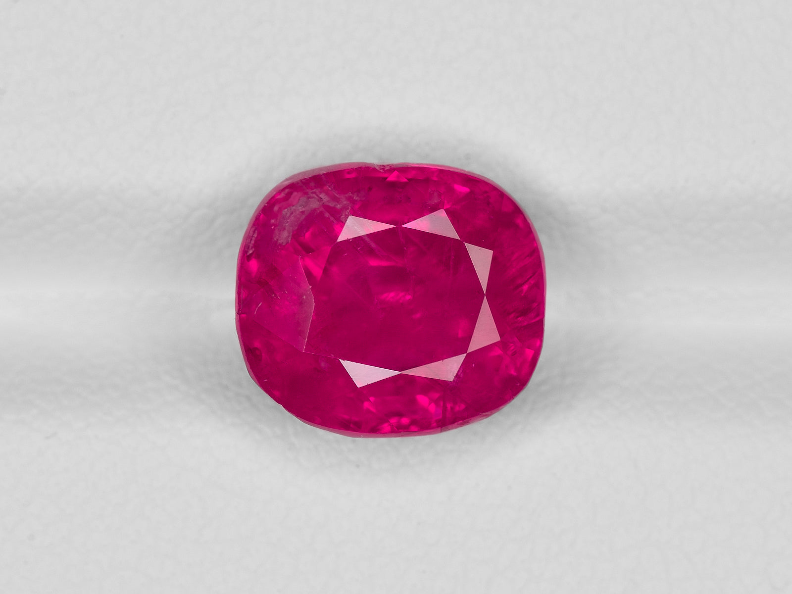 8801269-cushion-rich-pinkish-red-grs-burma-natural-ruby-4.98-ct