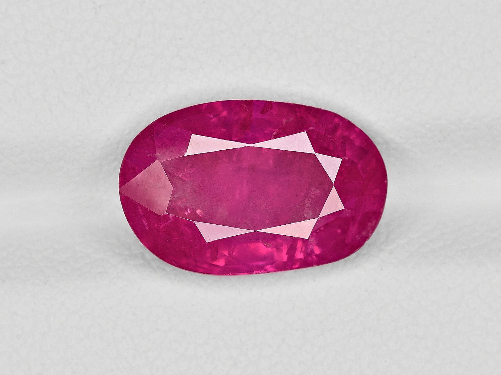 8801317-oval-velvety-intense-pinkish-red-grs-burma-natural-ruby-5.15-ct