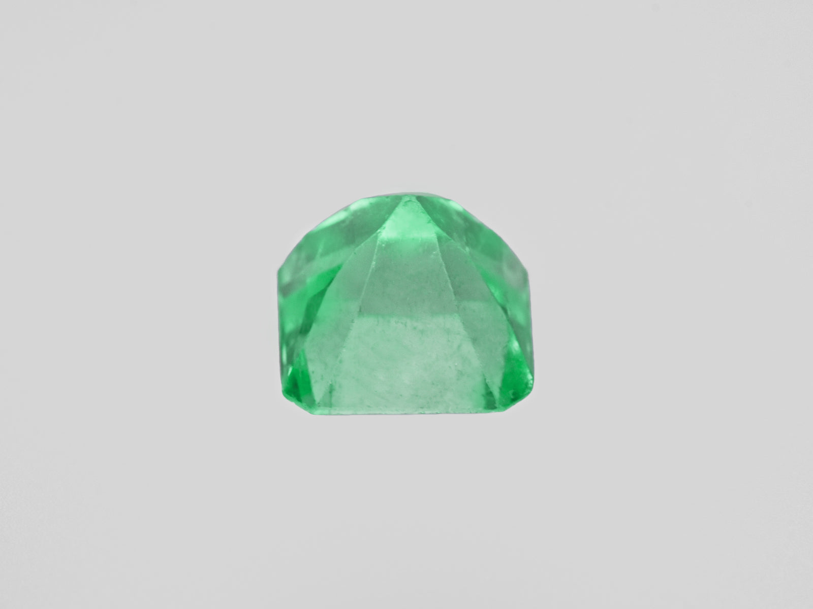 8801302-octagonal-yellowish-green-grs-colombia-natural-emerald-2.39-ct