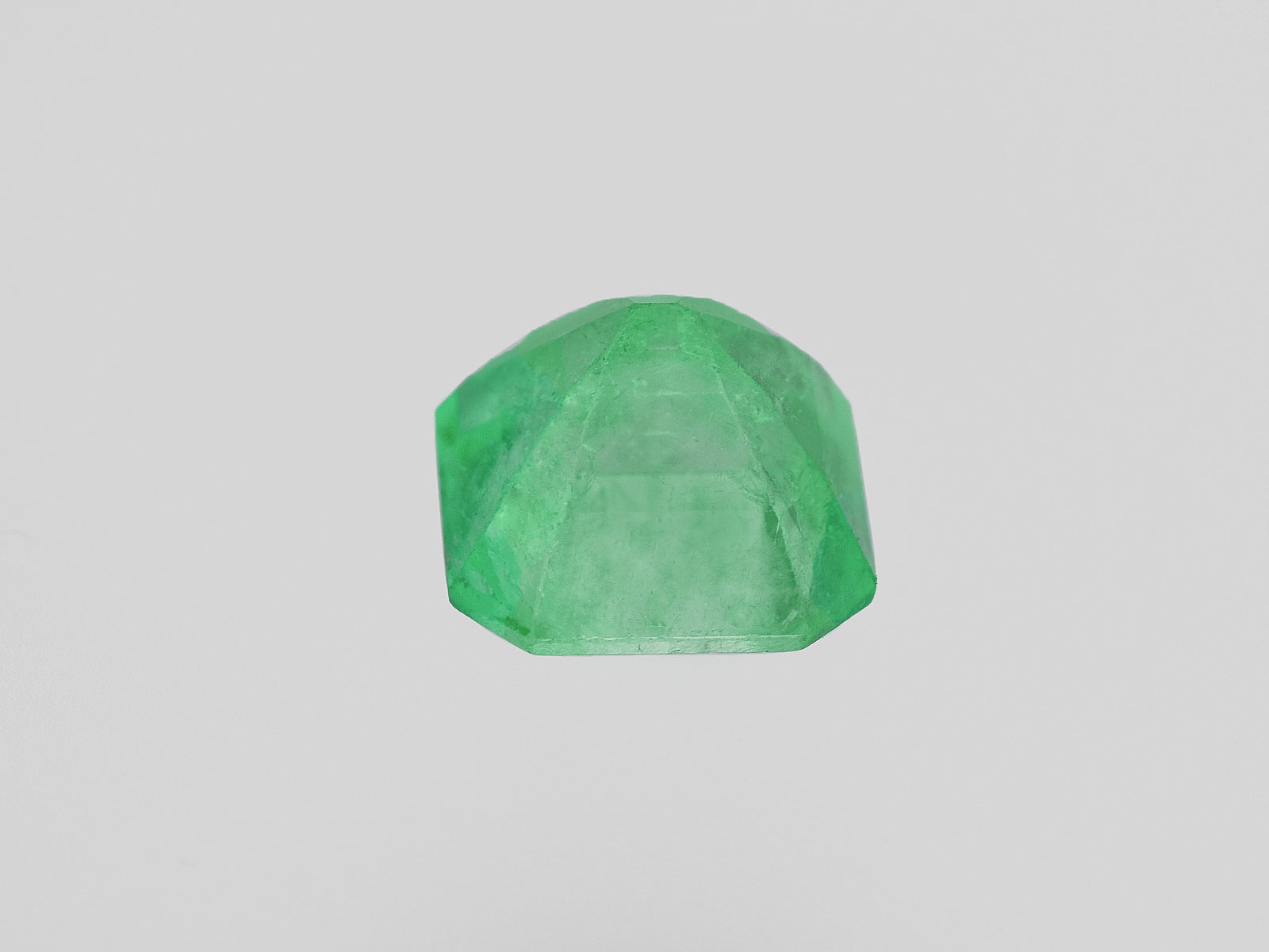 8801303-octagonal-medium-green-grs-colombia-natural-emerald-2.79-ct