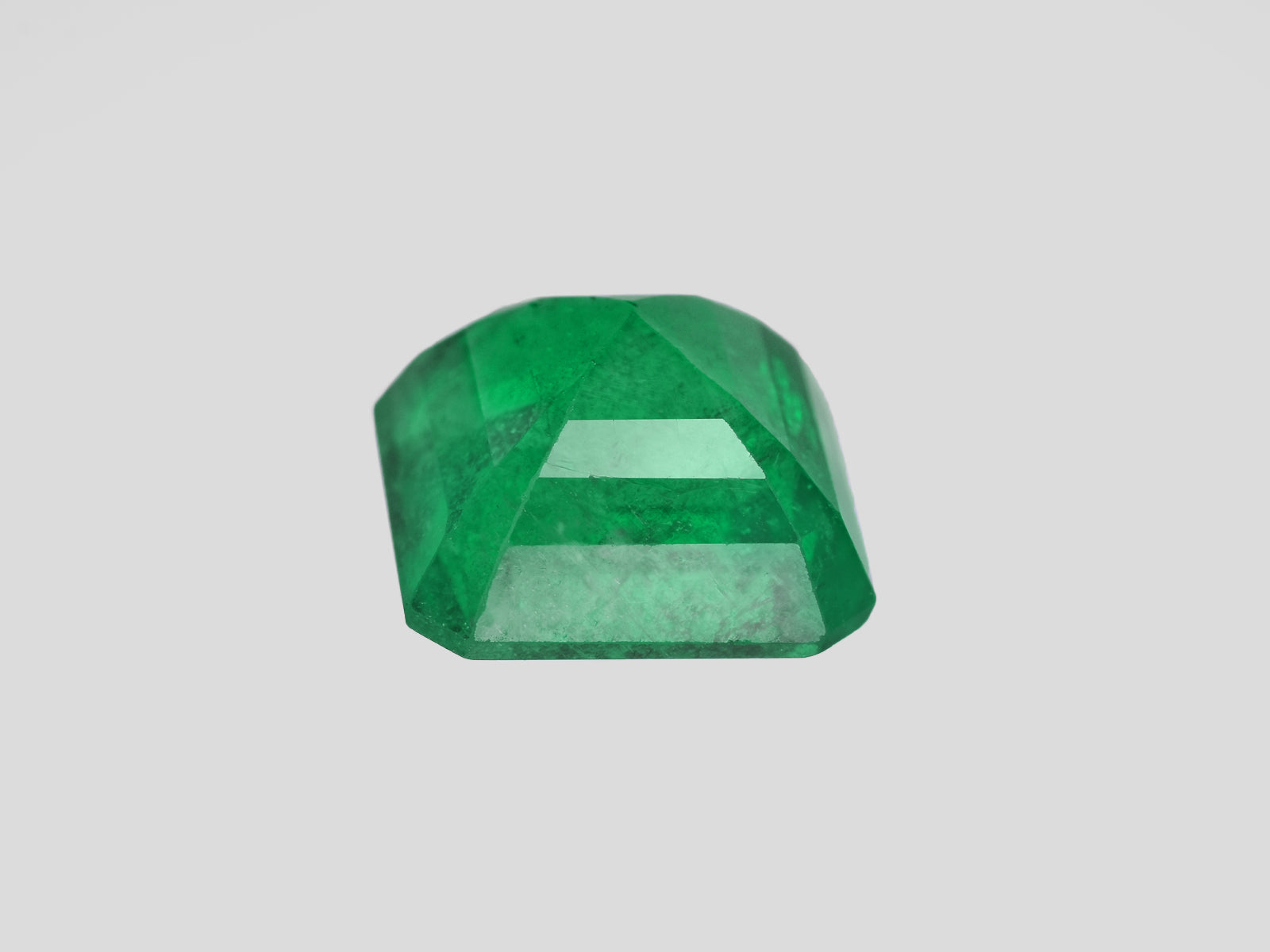 8801285-octagonal-deep-green-grs-ethiopia-natural-emerald-4.47-ct