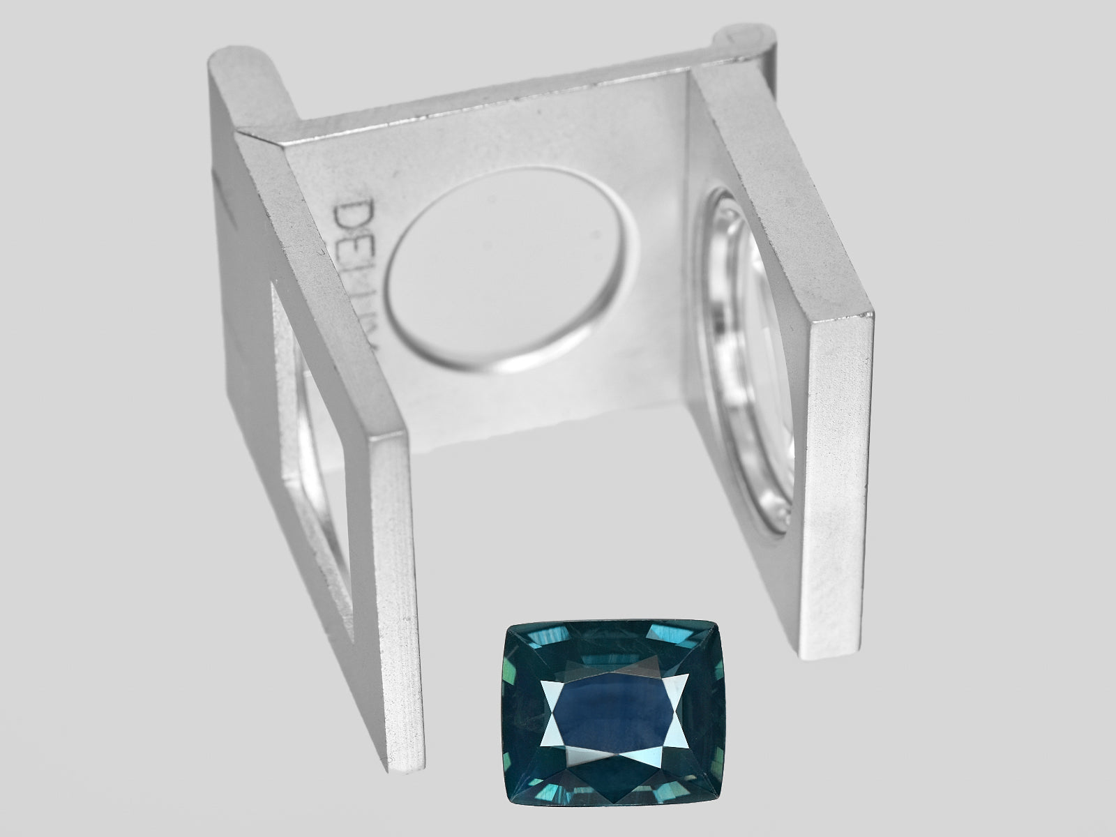 8801323-cushion-deep-greenish-blue-gia-nigeria-natural-blue-sapphire-4.02-ct