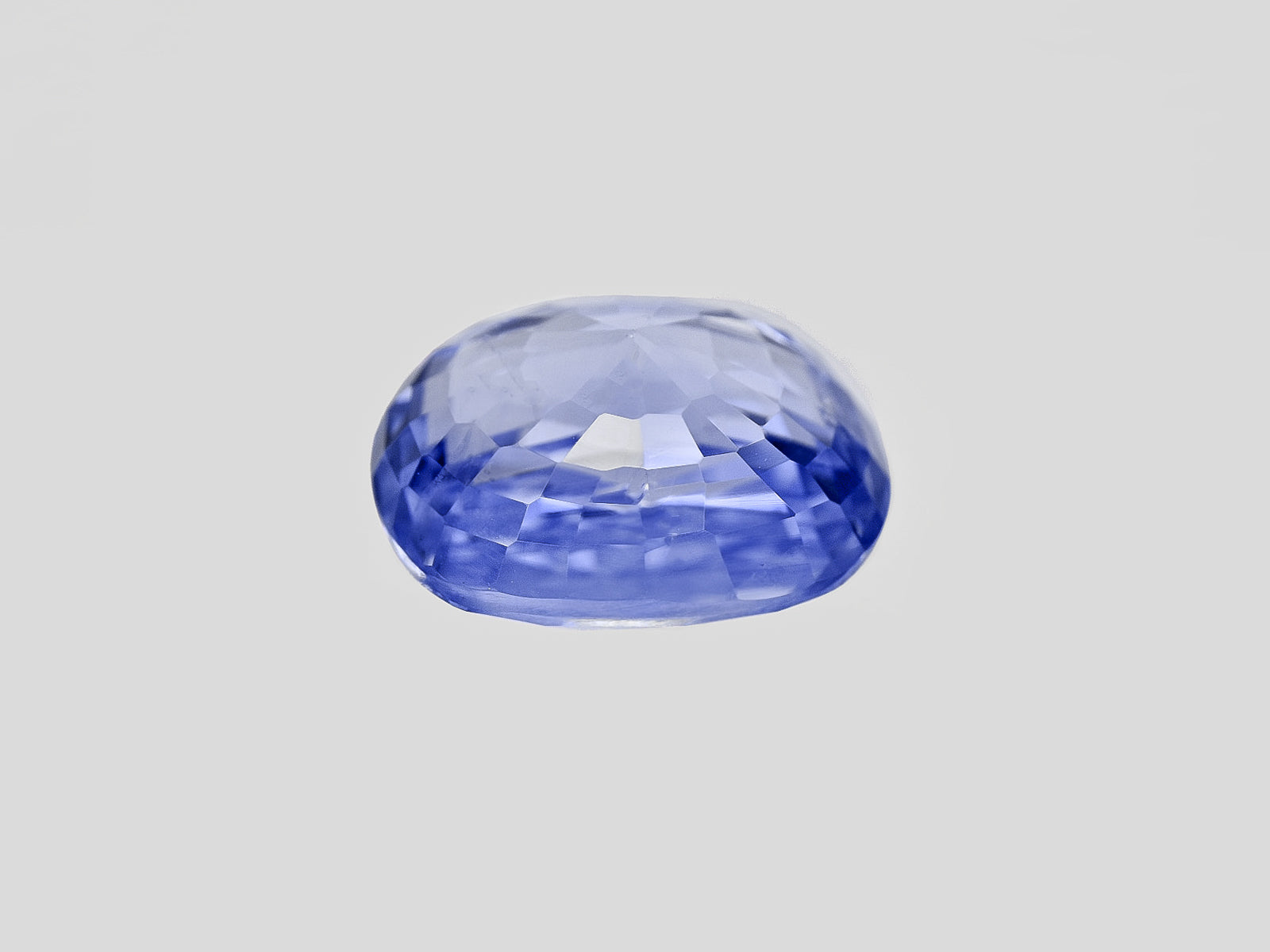 8801324-oval-medium-blue-gia-sri-lanka-natural-blue-sapphire-4.53-ct