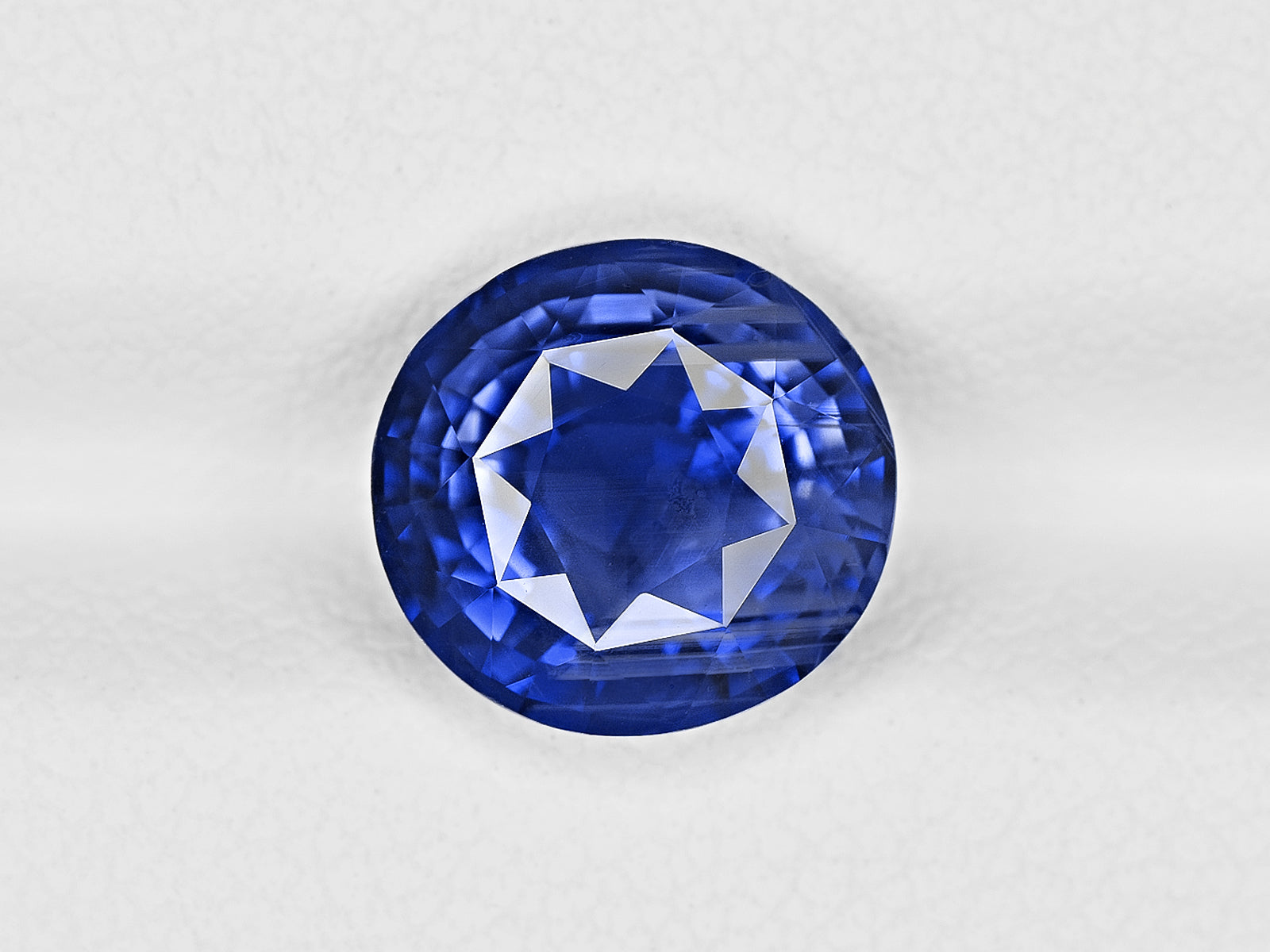 8801325-oval-intense-royal-blue-grs-sri-lanka-natural-blue-sapphire-3.75-ct