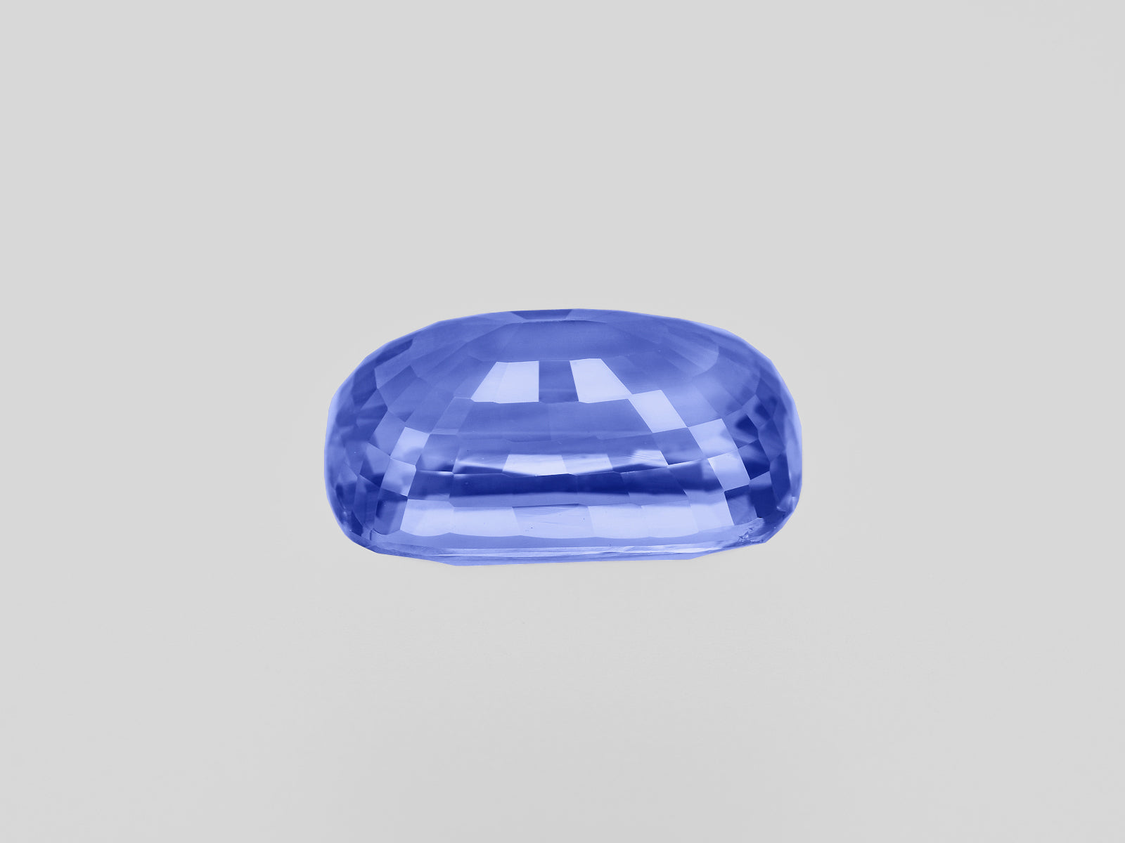 8801340-cushion-velvety-intense-blue-grs-sri-lanka-natural-blue-sapphire-6.22-ct