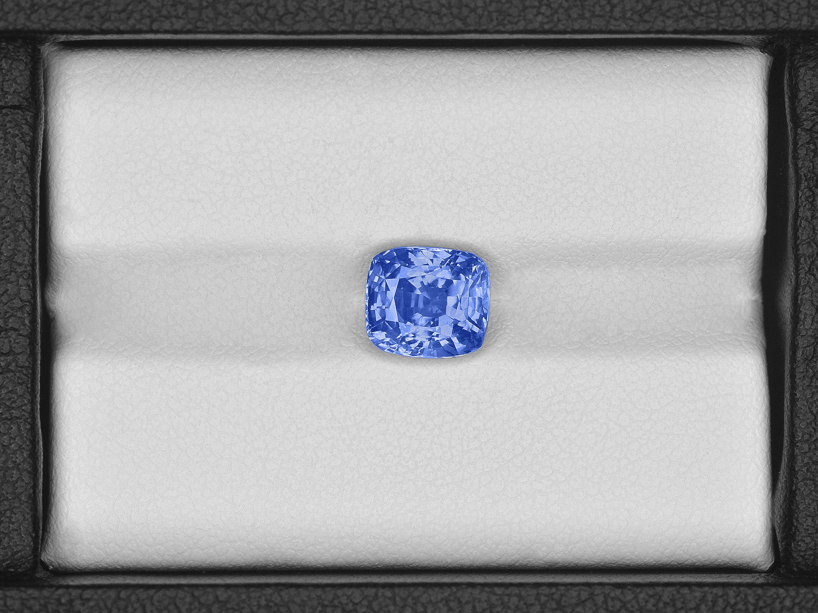 8801341-cushion-lustrous-blue-gia-sri-lanka-natural-blue-sapphire-3.07-ct