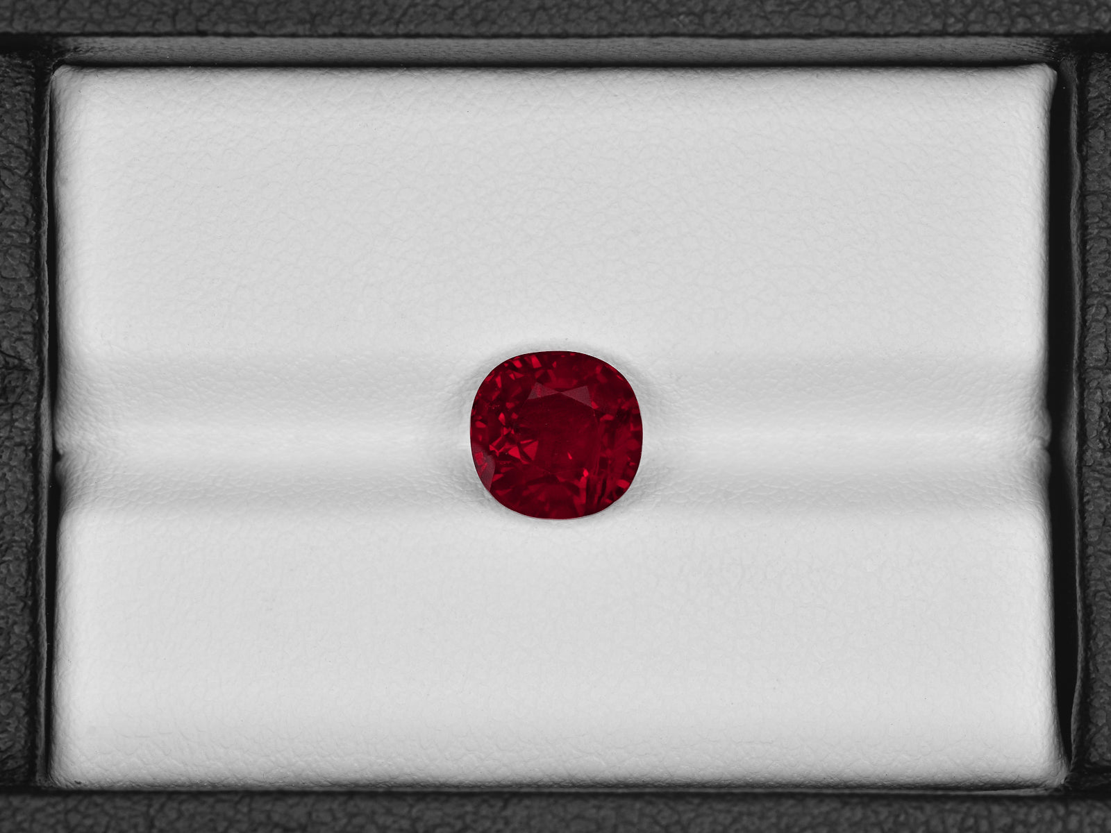 8801374-cushion-rich-velvety-pigeon-blood-red-grs-aigs-mozambique-natural-ruby-3.13-ct