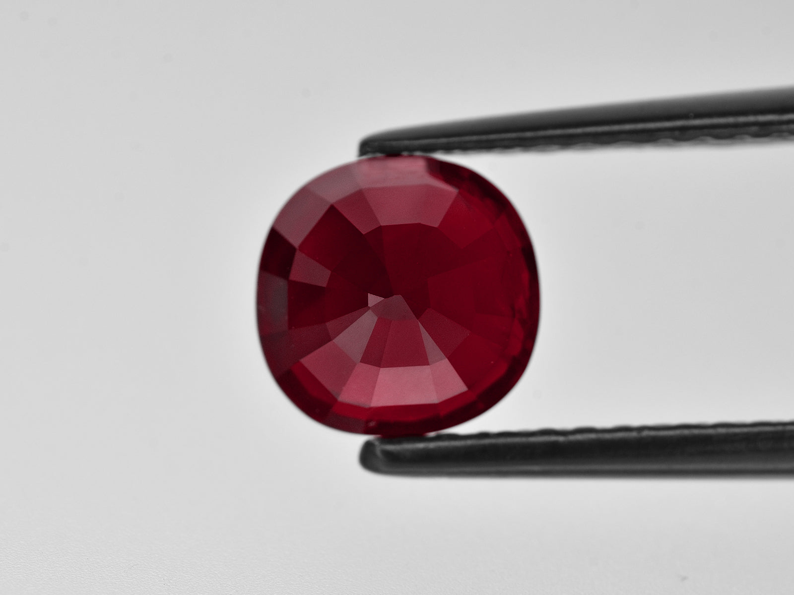 8801374-cushion-rich-velvety-pigeon-blood-red-grs-aigs-mozambique-natural-ruby-3.13-ct