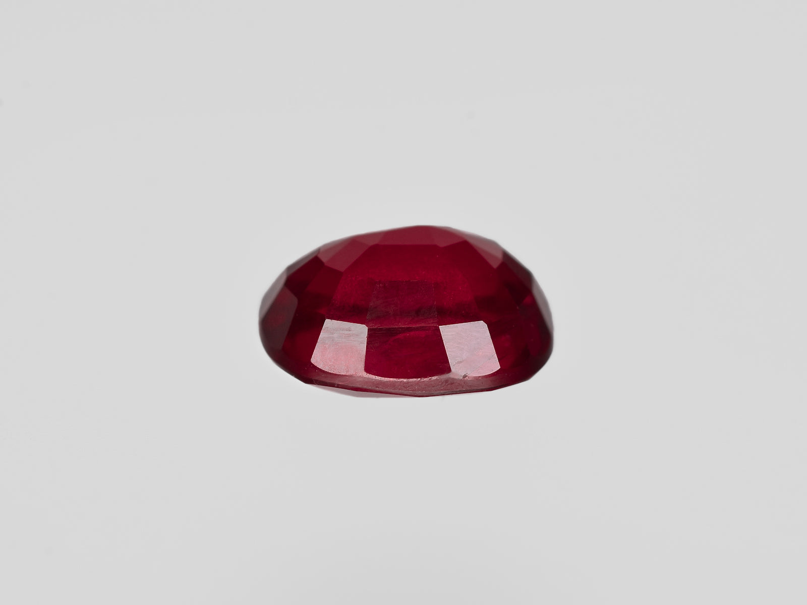 8801375-cushion-lively-pigeon-blood-red-grs-mozambique-natural-ruby-2.05-ct