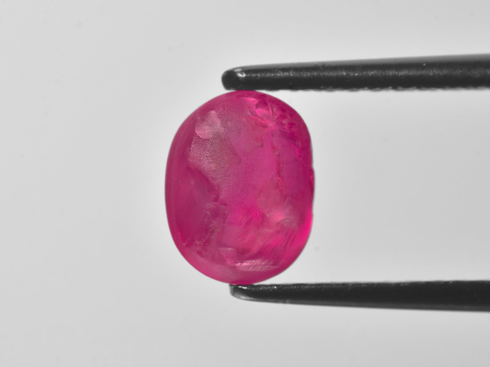 8801345-cabochon-rich-pinkish-red-grs-burma-natural-star-ruby-3.94-ct