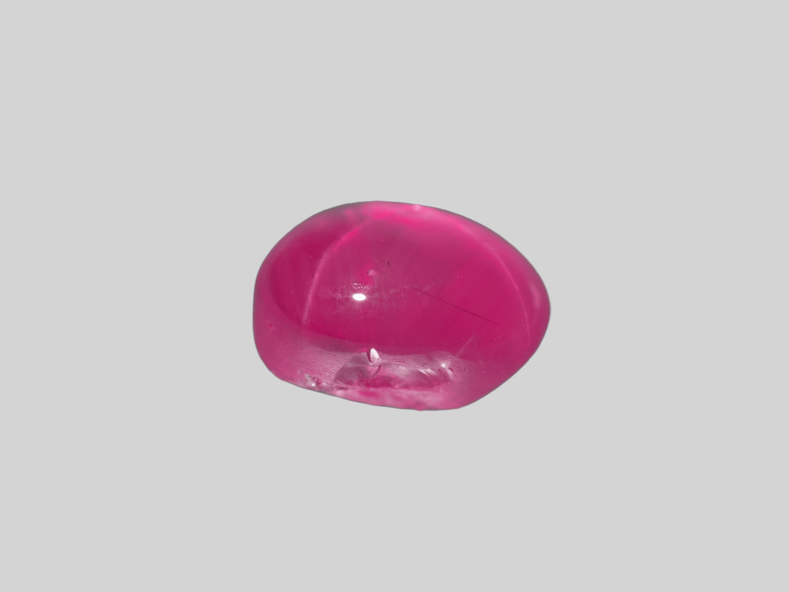 8801345-cabochon-rich-pinkish-red-grs-burma-natural-star-ruby-3.94-ct