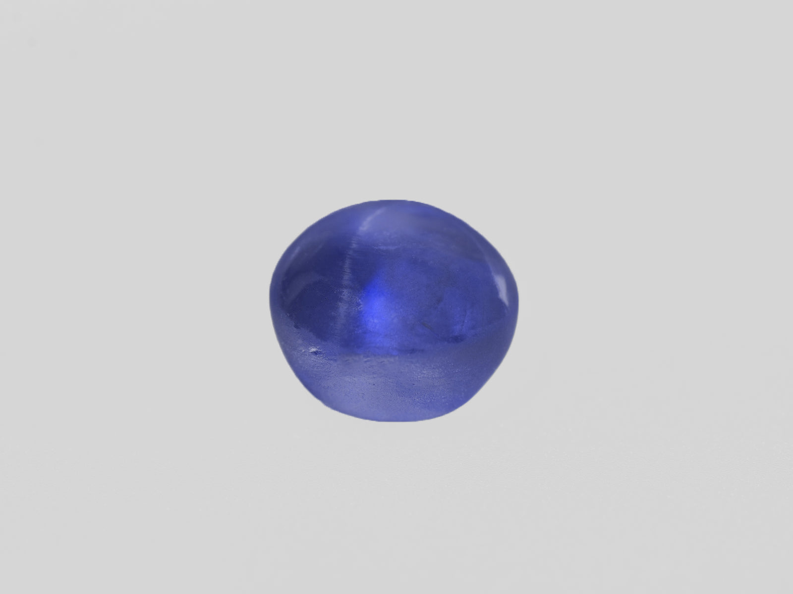 8801347-cabochon-royal-blue-grs-sri-lanka-natural-blue-star-sapphire-5.59-ct