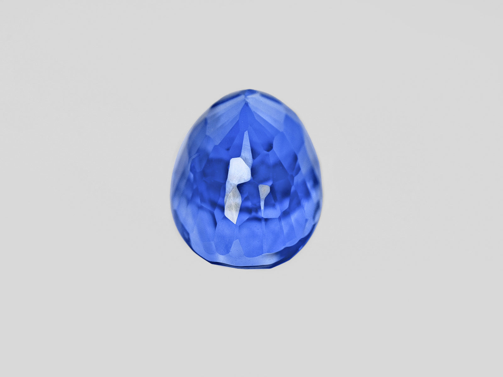 8801348-oval-fiery-rich-cornflower-blue-gia-grs-sri-lanka-natural-blue-sapphire-4.17-ct