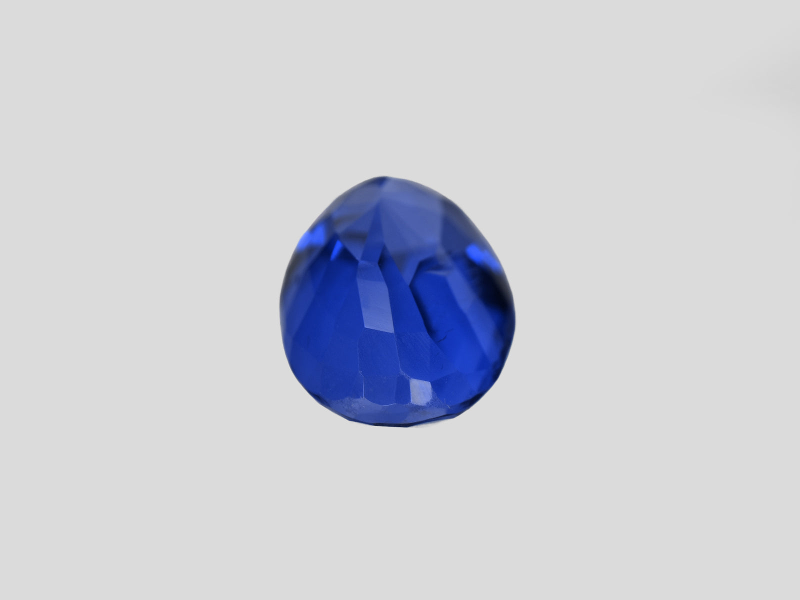 8801351-oval-intense-royal-blue-grs-sri-lanka-natural-blue-sapphire-2.51-ct