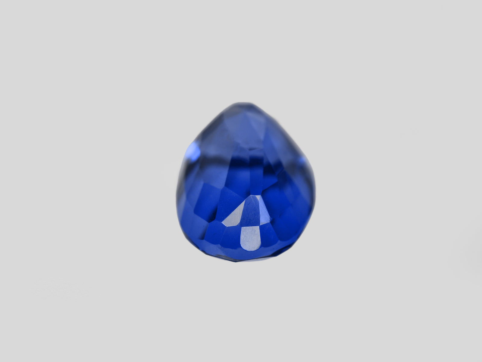 8801353-oval-intense-royal-blue-grs-sri-lanka-natural-blue-sapphire-2.30-ct
