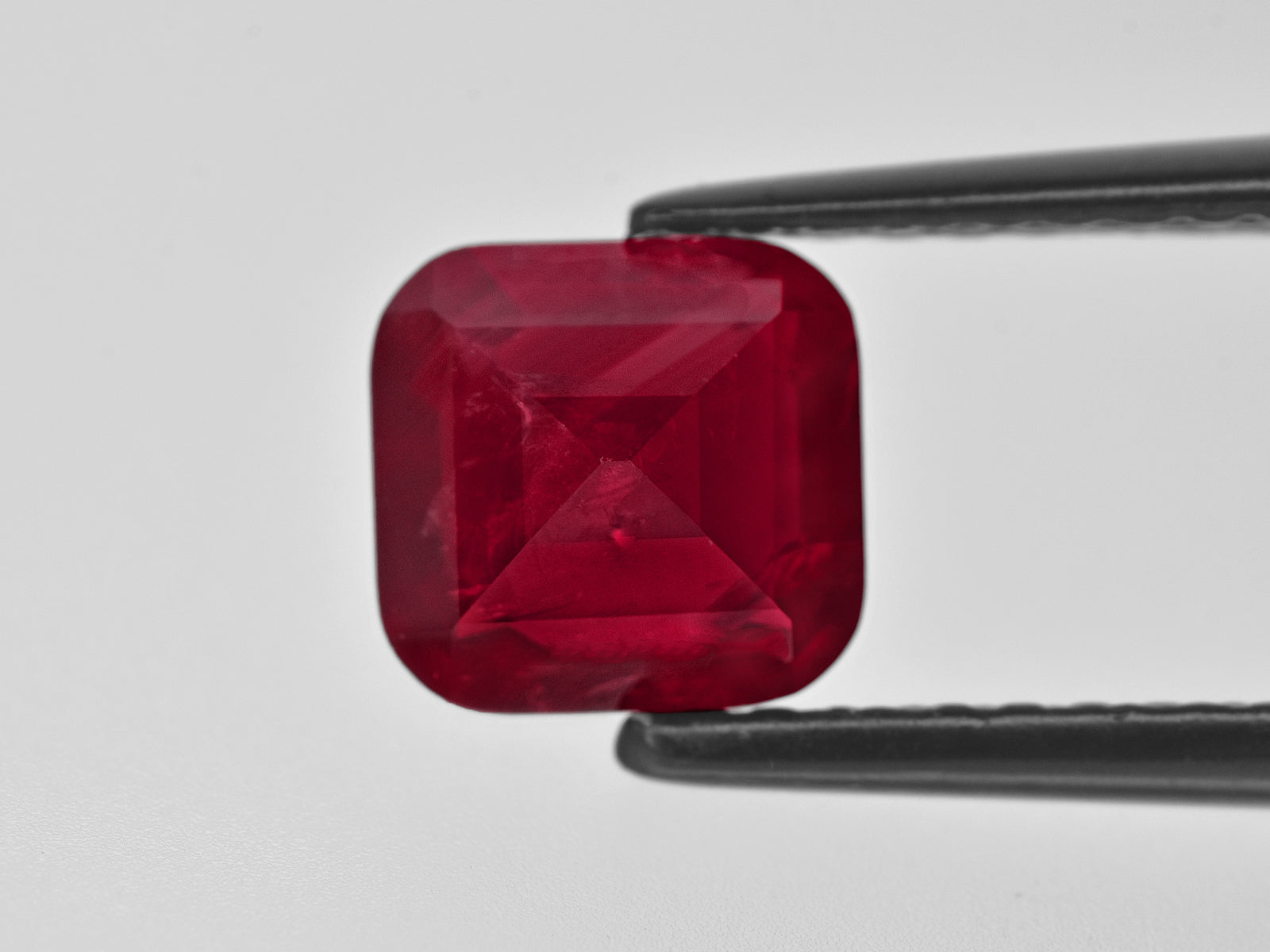 8801385-cushion-intense-pigeon-blood-red-grs-tanzania-natural-ruby-2.12-ct