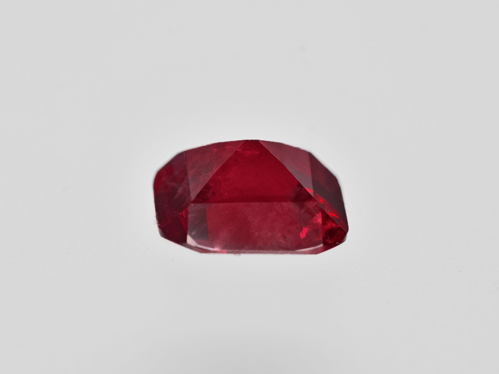 8801385-cushion-intense-pigeon-blood-red-grs-tanzania-natural-ruby-2.12-ct