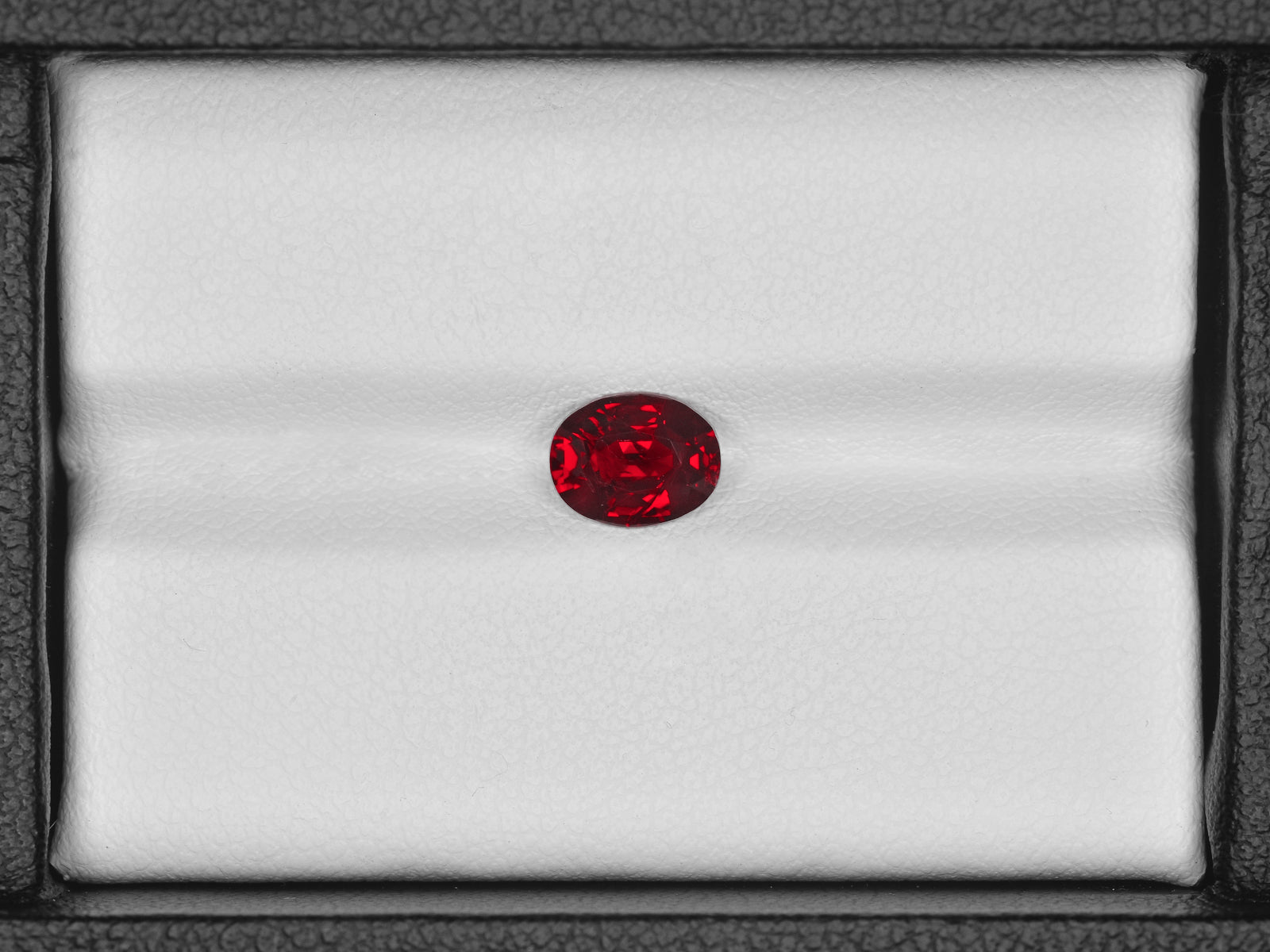 8801359-oval-fiery-intense-pigeon-blood-red-grs-mozambique-natural-ruby-1.20-ct