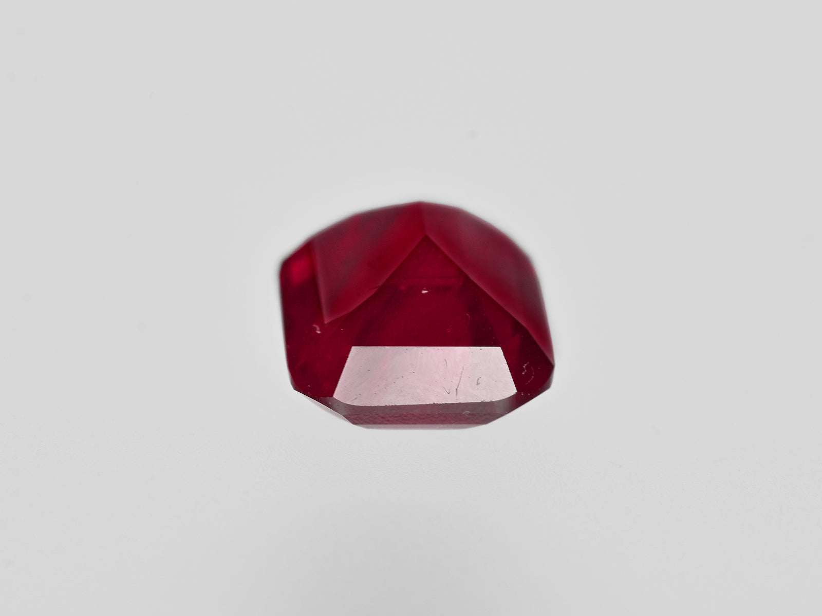 8801389-cushion-velvety-rich-pigeon-blood-red-grs-tanzania-natural-ruby-3.38-ct