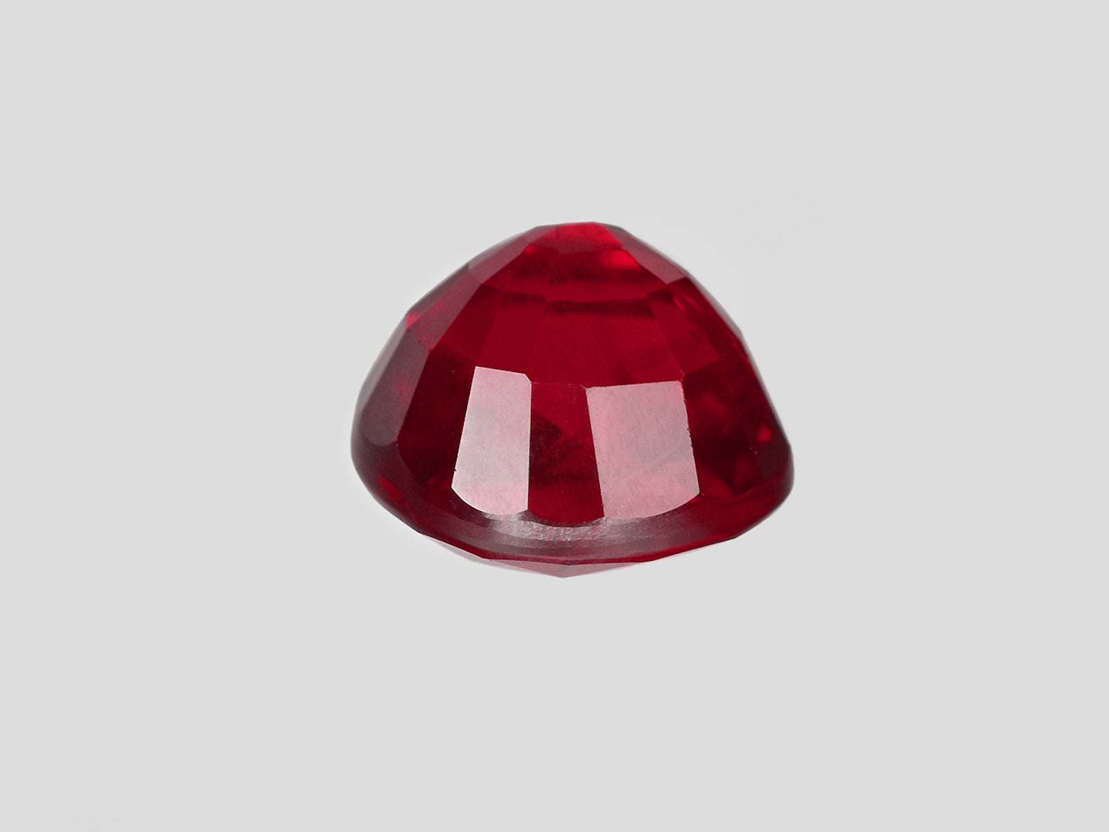 8801393-cushion-fiery-vivid-pigeon-blood-red-grs-mozambique-natural-ruby-2.16-ct