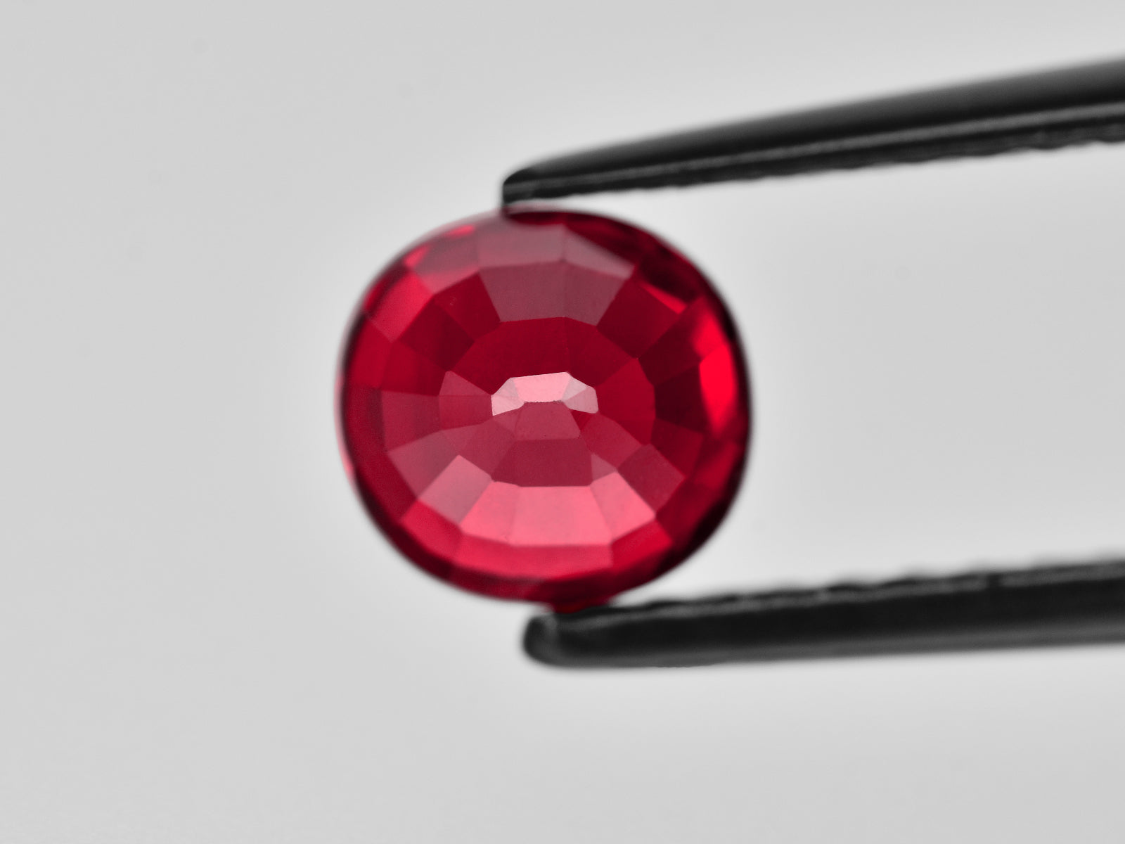 8801393-cushion-fiery-vivid-pigeon-blood-red-grs-mozambique-natural-ruby-2.16-ct