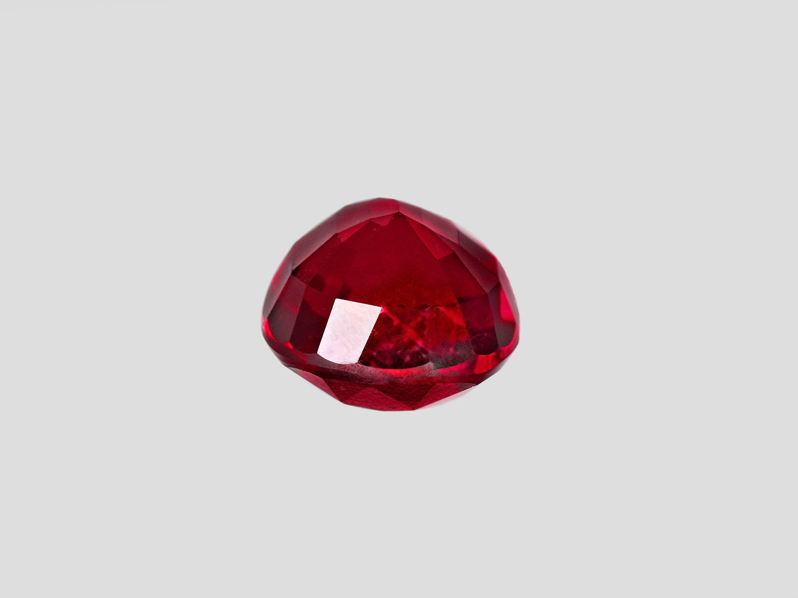 8801394-cushion-fiery-vivid-pigeon-blood-red-grs-mozambique-natural-ruby-2.04-ct