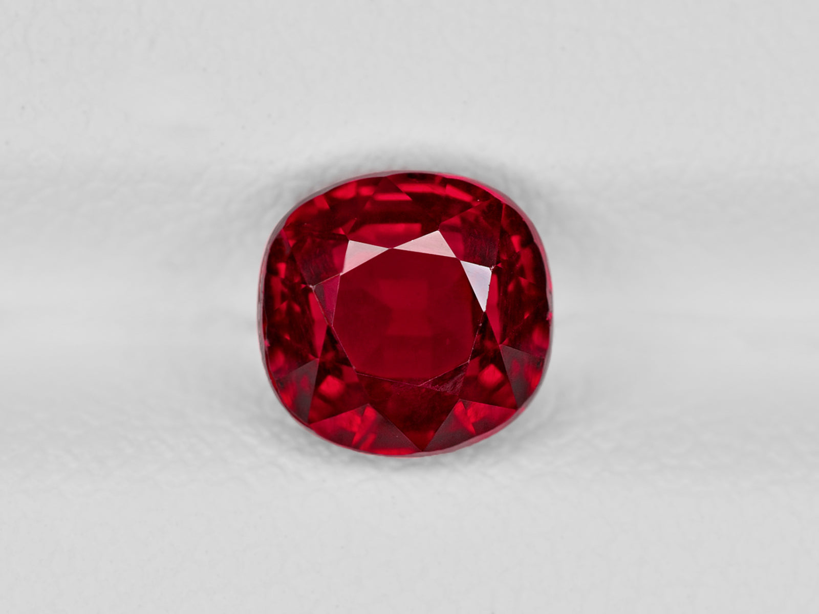 8801394-cushion-fiery-vivid-pigeon-blood-red-grs-mozambique-natural-ruby-2.04-ct