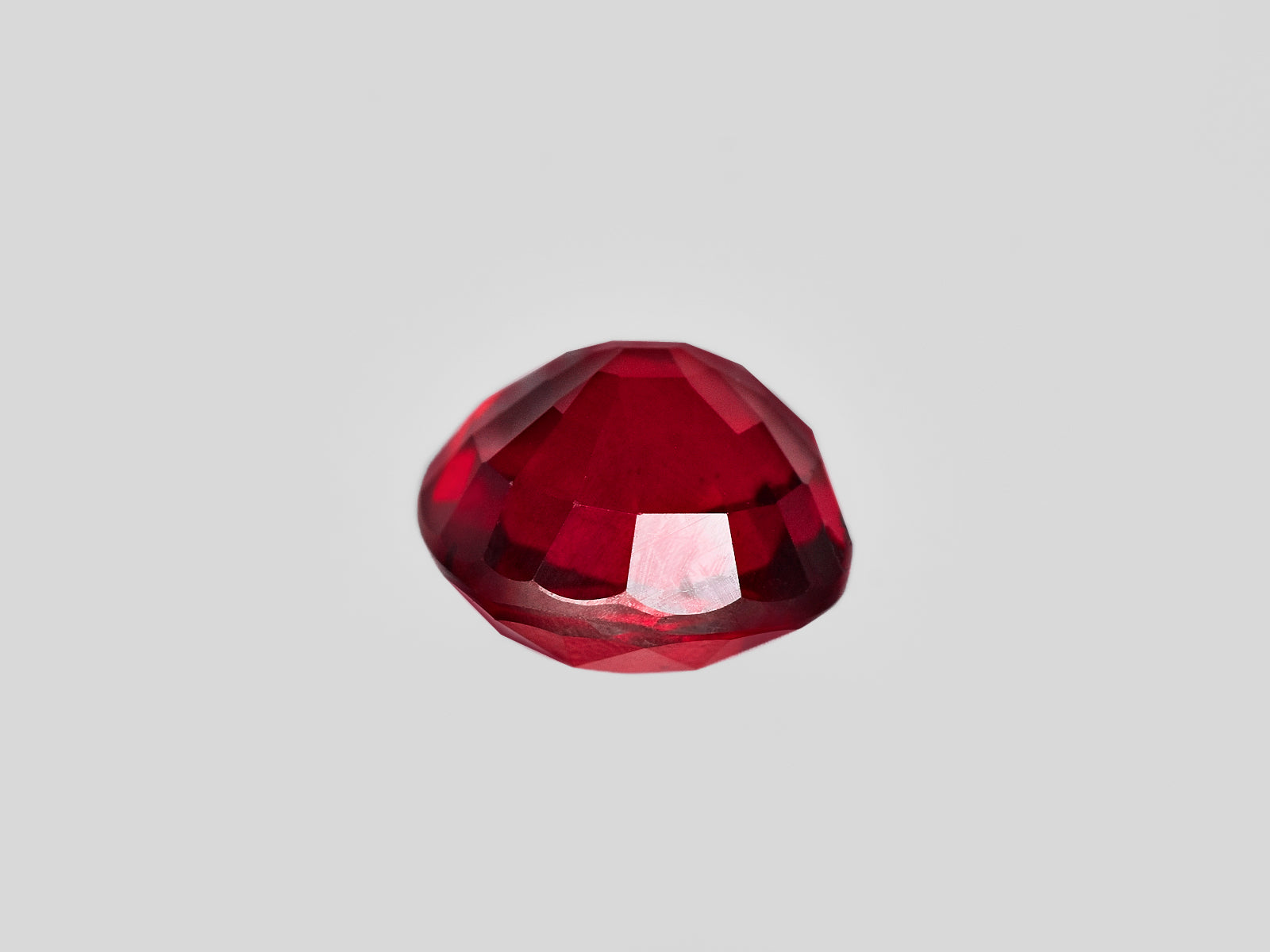 8801394-cushion-fiery-vivid-pigeon-blood-red-grs-mozambique-natural-ruby-2.04-ct