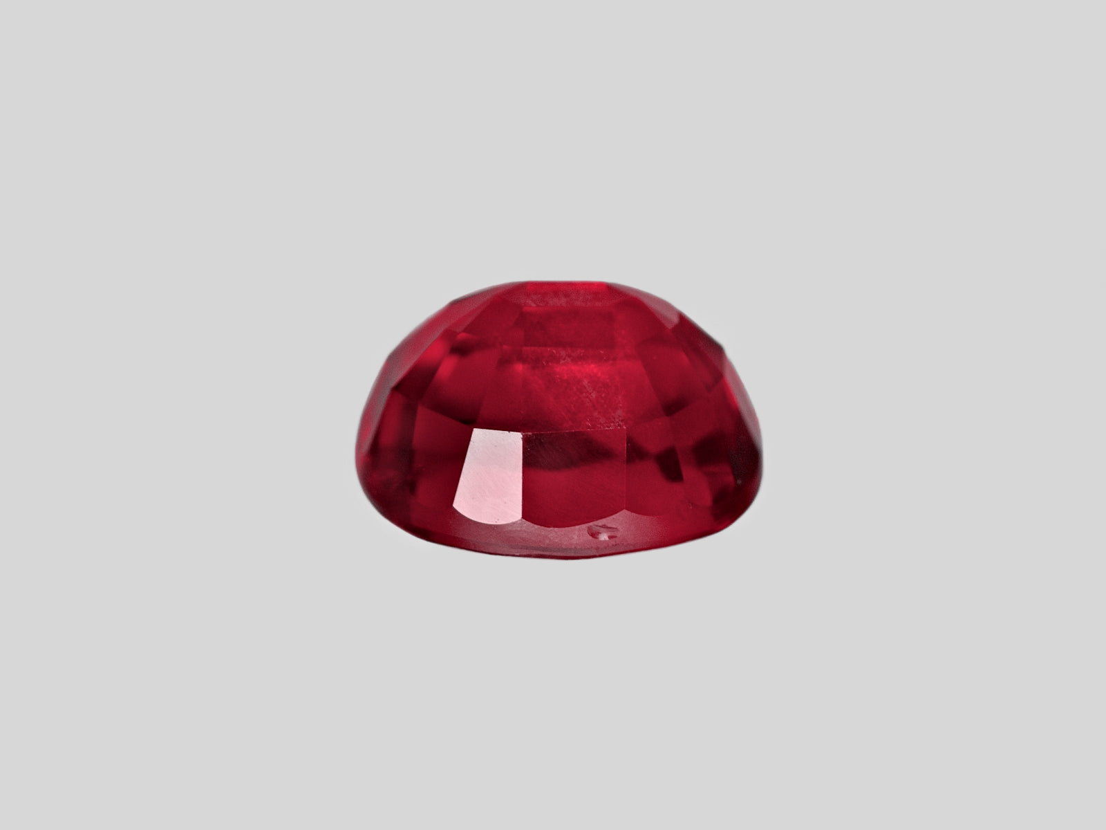 8801398-oval-vivid-pigeon-blood-red-grs-mozambique-natural-ruby-2.04-ct