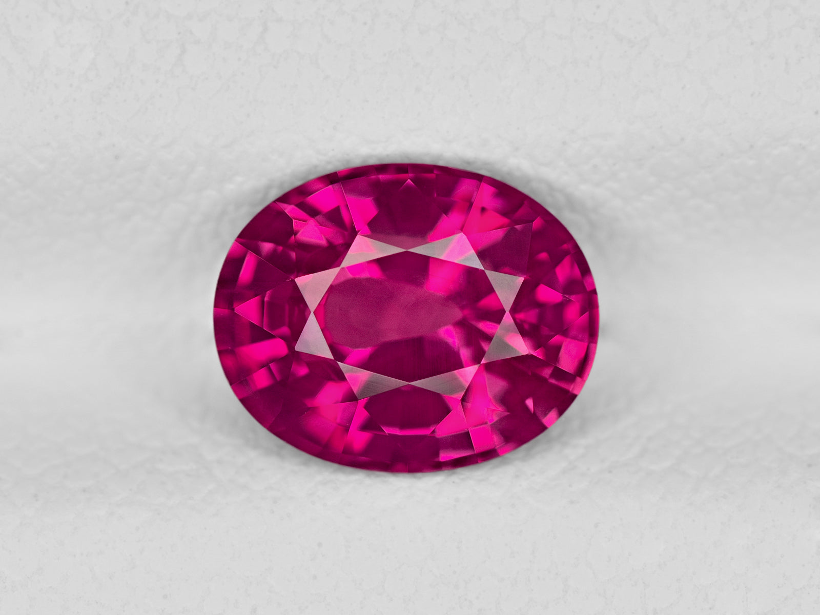 8801847-oval-fiery-rich-pinkish-red-grs-sri-lanka-natural-ruby-1.57-ct