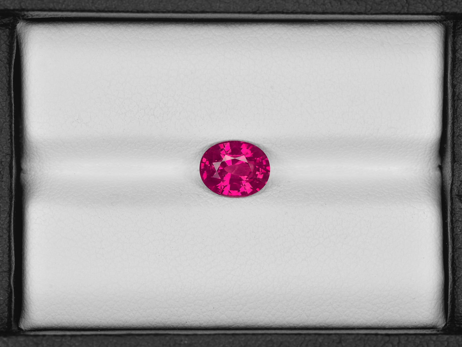 8801847-oval-fiery-rich-pinkish-red-grs-sri-lanka-natural-ruby-1.57-ct