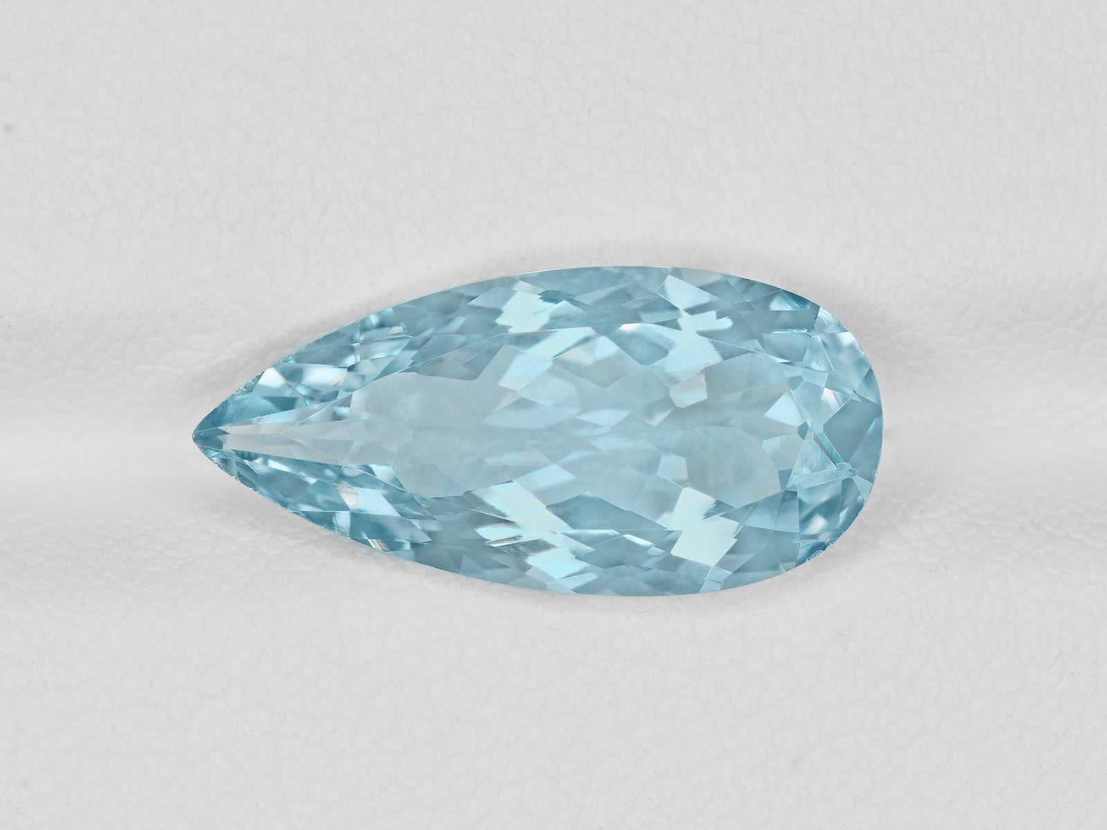 8801512-pear-aqua-blue-igi-india-natural-aquamarine-4.25-ct