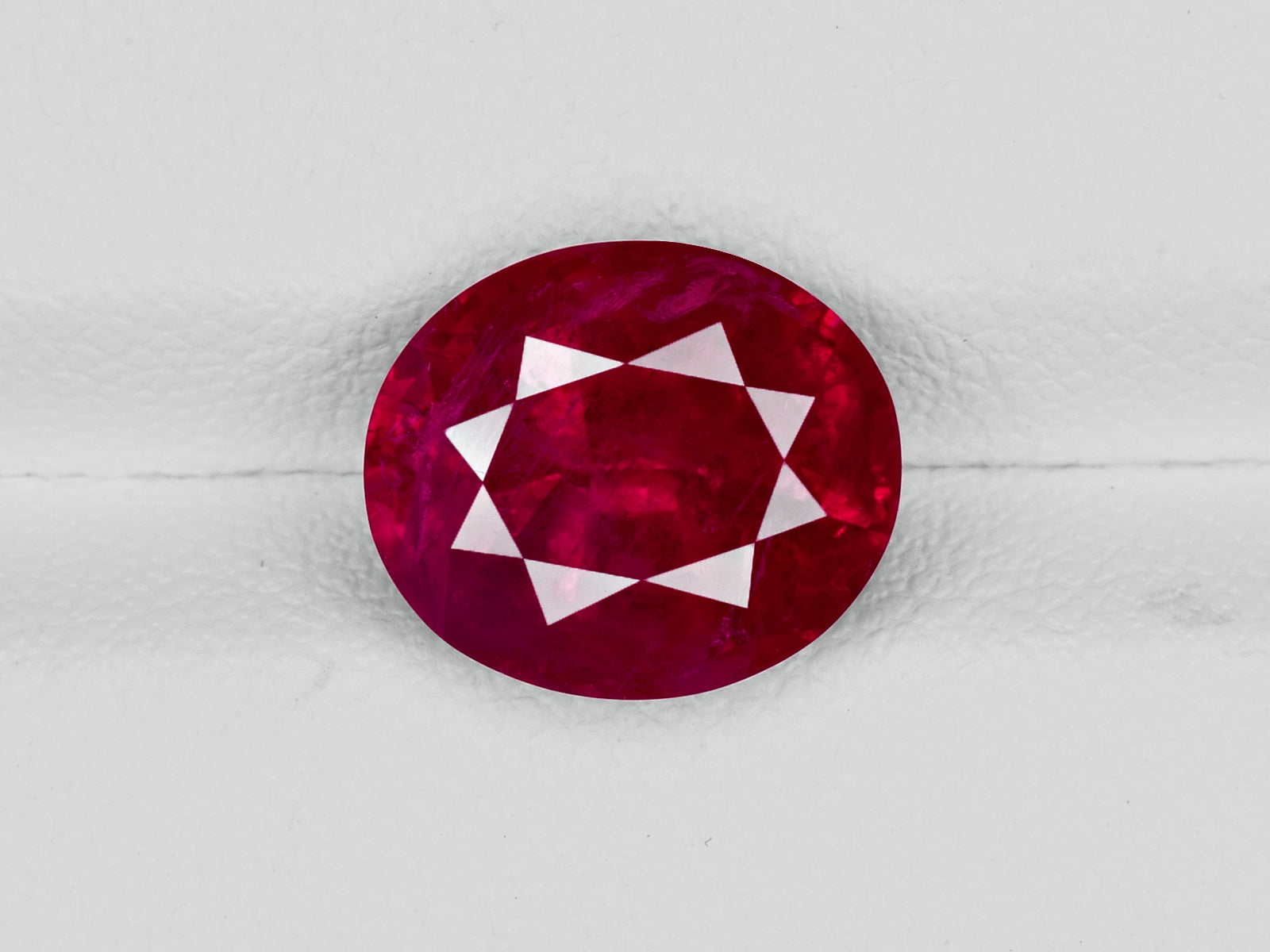 8801667-oval-rich-velvety-pigeon-blood-red-gia-grs-afghanistan-natural-ruby-5.05-ct