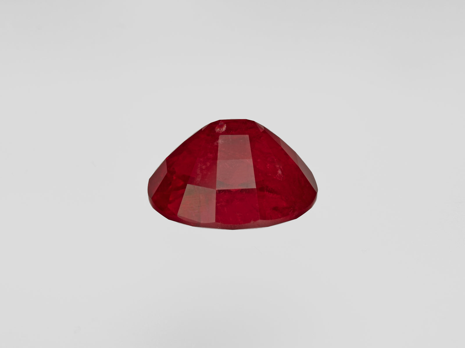 8801667-oval-rich-velvety-pigeon-blood-red-gia-grs-afghanistan-natural-ruby-5.05-ct
