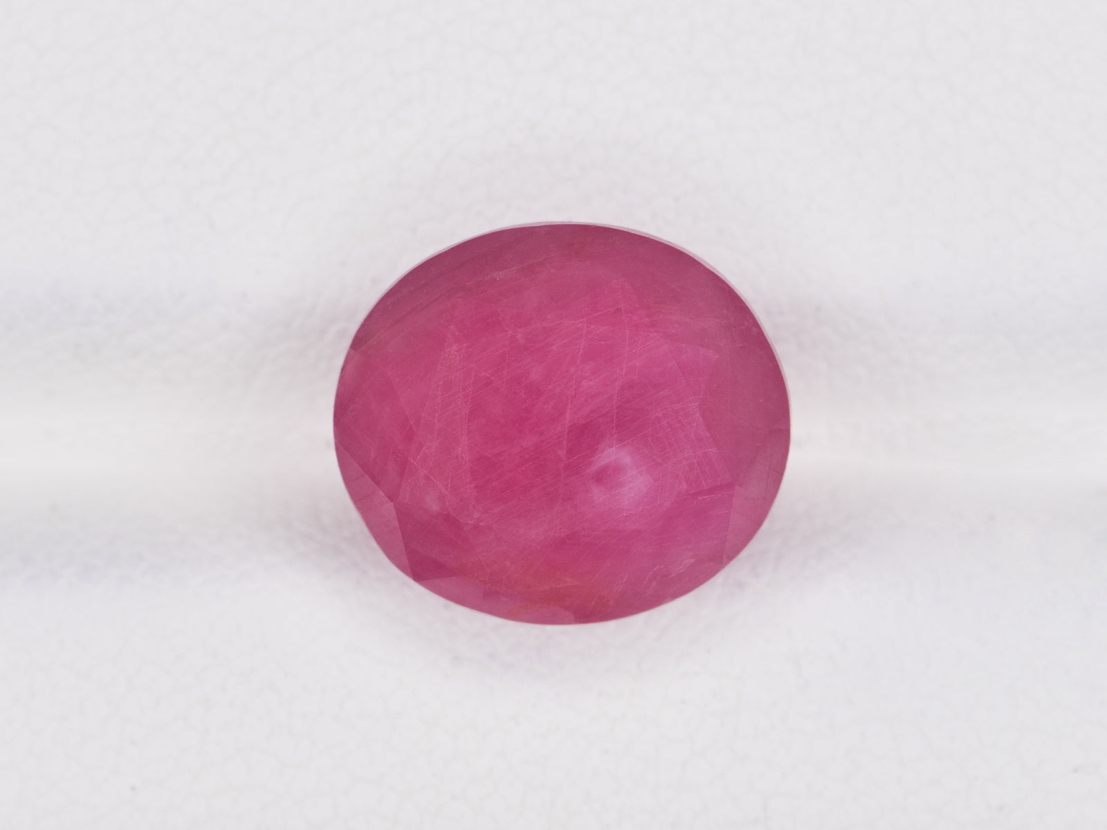 8801717-oval-pink-red-igi-guinea-natural-ruby-9.49-ct